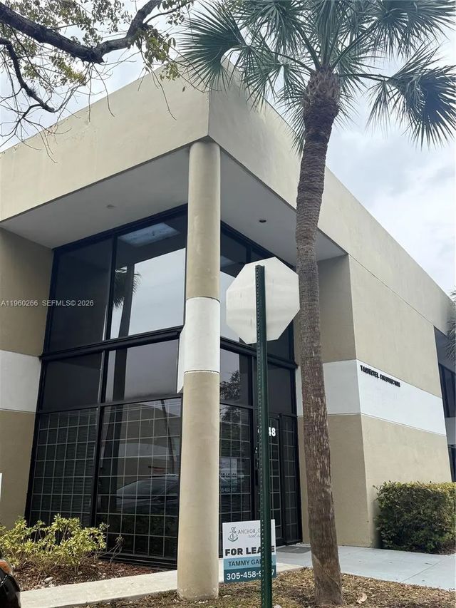 2 of 31 - 4848 Sw 74th Court #9, Miami, FL