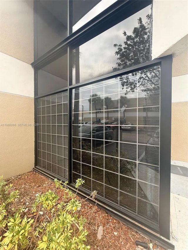 5 of 31 - 4848 Sw 74th Court #9, Miami, FL