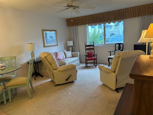 4 of 19 - 6263 Ne 19th Avenue #906, Fort Lauderdale, FL