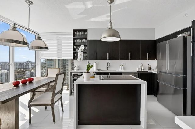 5 of 68 - 3370 Hidden Bay Drive #2715, Aventura, FL