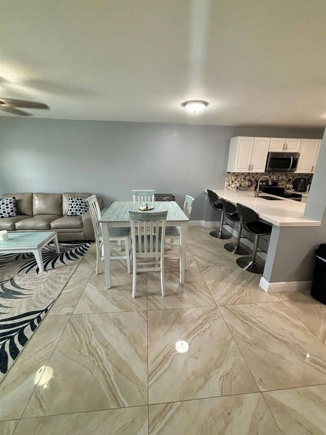 3 of 16 - 440 Se 2nd Avenue #21, Deerfield Beach, FL