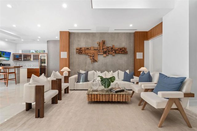 3 of 30 - 12880 N Bayshore Drive, North Miami, FL