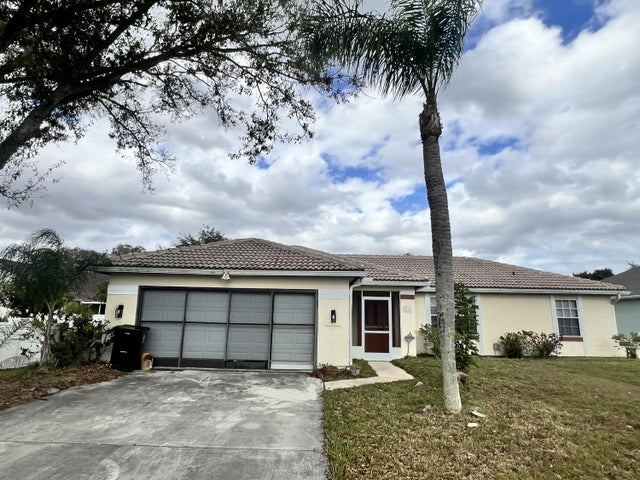 Photo of Listing #R11161333