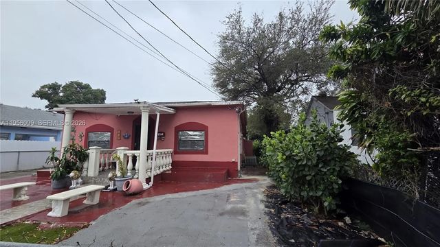 3 of 28 - 2764 Nw 31st Street, Miami, FL