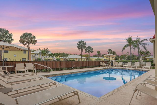 2 of 37 - 115 Bamboo Road #205, Palm Beach Shores, FL