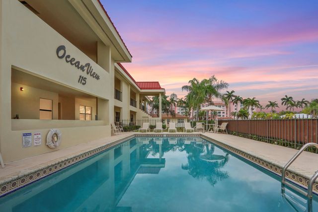 3 of 37 - 115 Bamboo Road #205, Palm Beach Shores, FL
