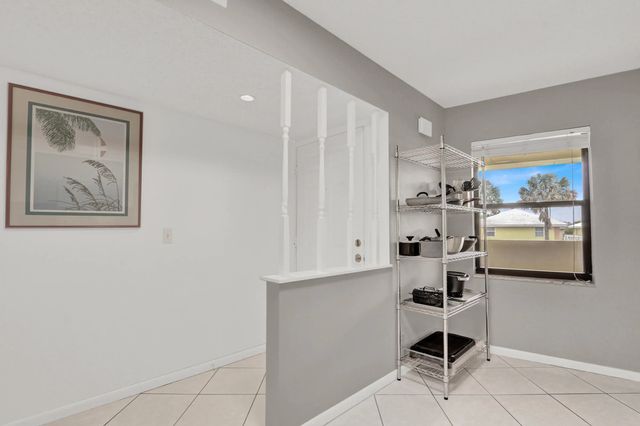 4 of 37 - 115 Bamboo Road #205, Palm Beach Shores, FL