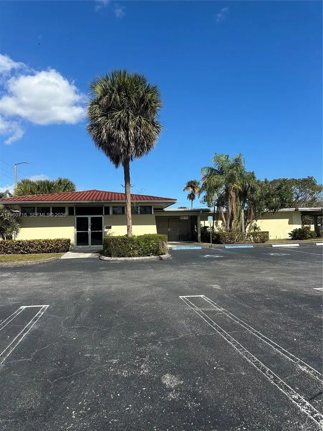 24701 S Dixie Highway, Homestead