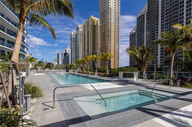 4 of 28 - 17550 Collins Avenue #505, Sunny Isles Beach, FL