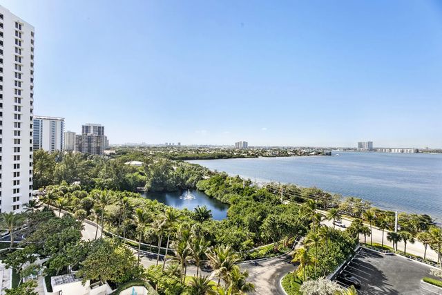 4 of 45 - 5080 N Ocean Drive #9d, Singer Island, FL