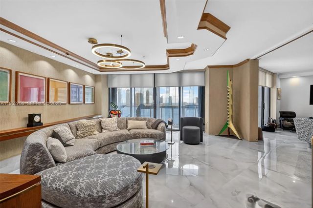4000 Island Boulevard #2602, Aventura