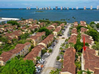 Photo of Listing #R11161507