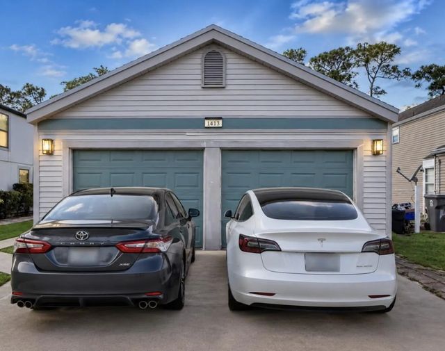 2 of 32 - 1413 Blue Clover Lane, West Palm Beach, FL
