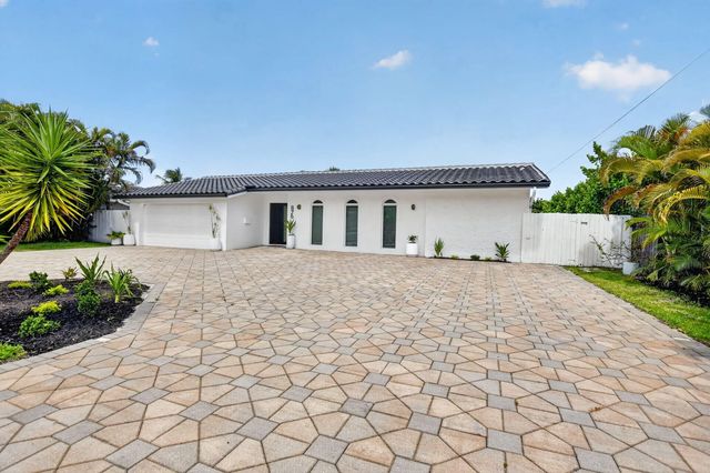 3 of 90 - 876 Nw 6th Avenue, Boca Raton, FL