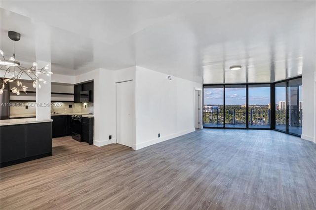 2 of 82 - 4000 Towerside Terrace #1509, Miami, FL