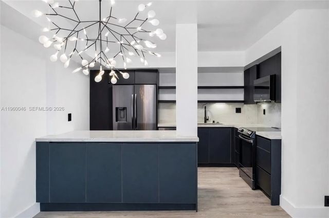 4 of 82 - 4000 Towerside Terrace #1509, Miami, FL