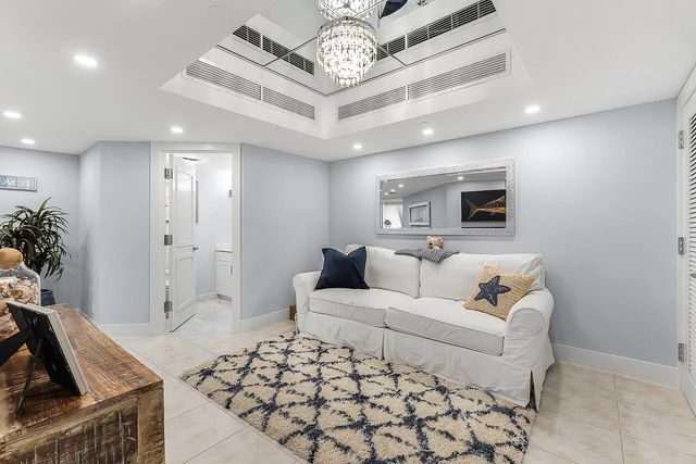 4 of 31 - 100 Lakeshore Drive #252, North Palm Beach, FL