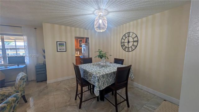 3 of 24 - 5300 Washington Street #t324, Hollywood, FL