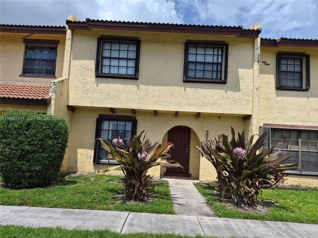 4 of 23 - 2747 Nw 47th Lane #3006, Lauderdale Lakes, FL