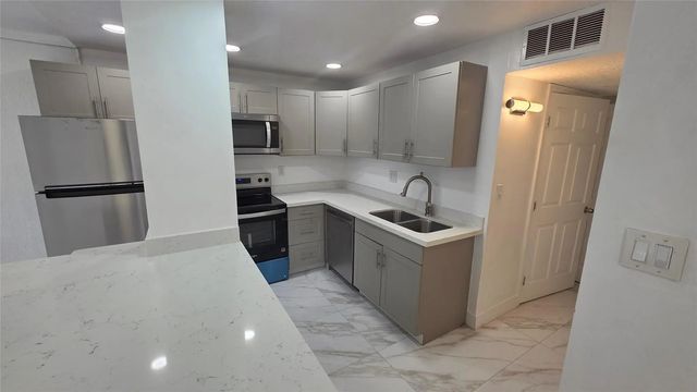 4 of 13 - 1758 Nw 55 #101, Lauderhill, FL