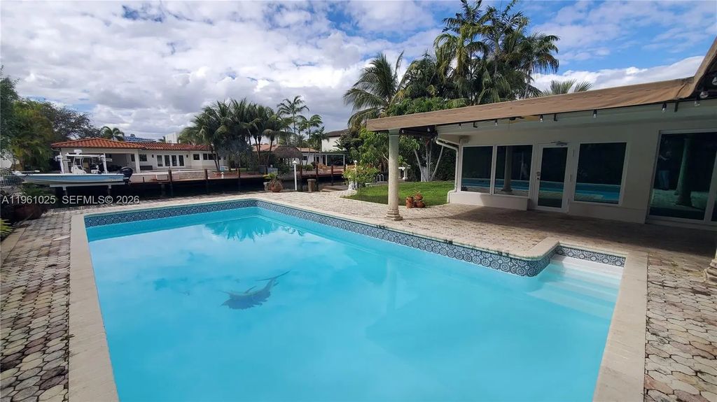 13000 Coronado Lane, North Miami