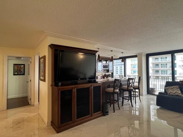 4 of 30 - 3400 N Ocean Drive #906, Singer Island, FL