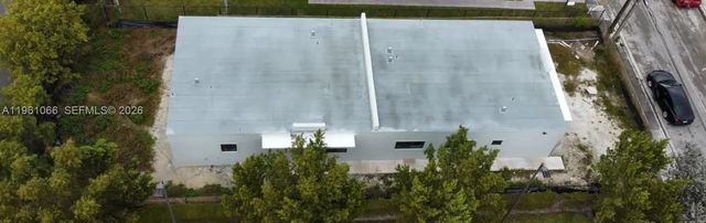 3 of 3 - 2474 W 4th Court, Hialeah, FL