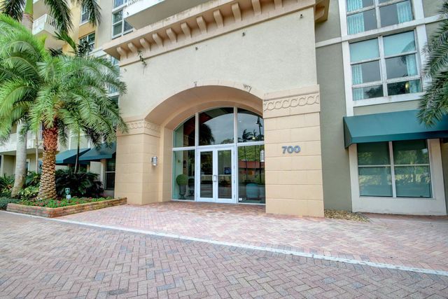2 of 75 - 625 Casa Loma Boulevard #403, Boynton Beach, FL