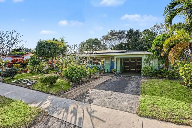 2400 Desoto Drive, Miramar