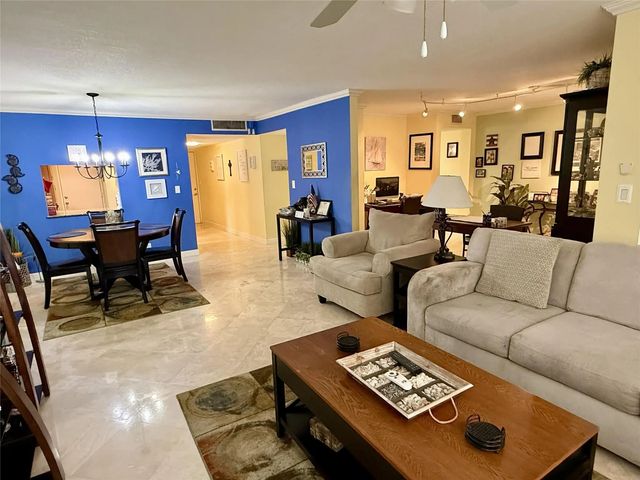 2304 S Cypress Bend Drive #615, Pompano Beach