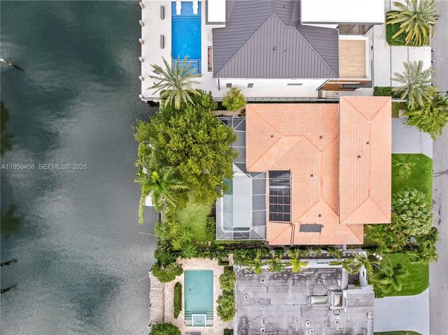 4 of 45 - 405 Bontona Avenue, Fort Lauderdale, FL