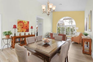 Photo of Listing #F10550713