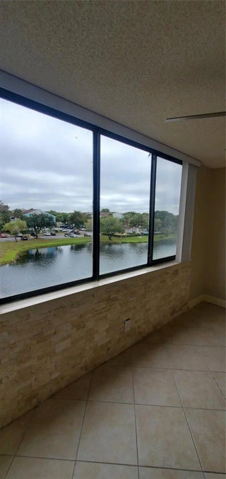 Photo of Listing #F10550912