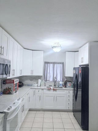 Photo of Listing #R11161706