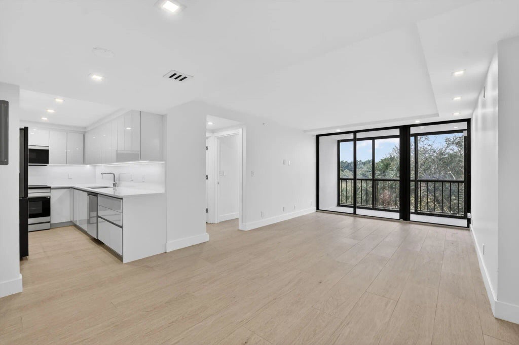 7835 Lakeside Boulevard #946, Boca Raton