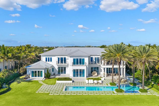 4 of 25 - 900 S Ocean Boulevard, Manalapan, FL