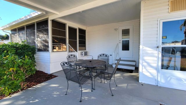 2 of 40 - 334 Seahorse Terrace, Fort Pierce, FL