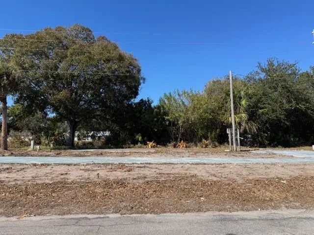 2023 St Lucie Blvd W, Fort Pierce