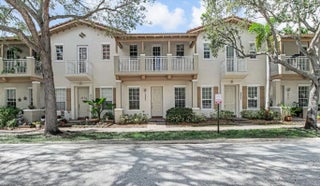 Photo of Listing #R11161805