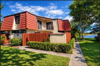 Photo of Listing #R11161829