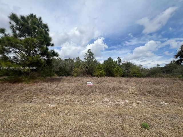 2805 E 16 Street, Lehigh Acres