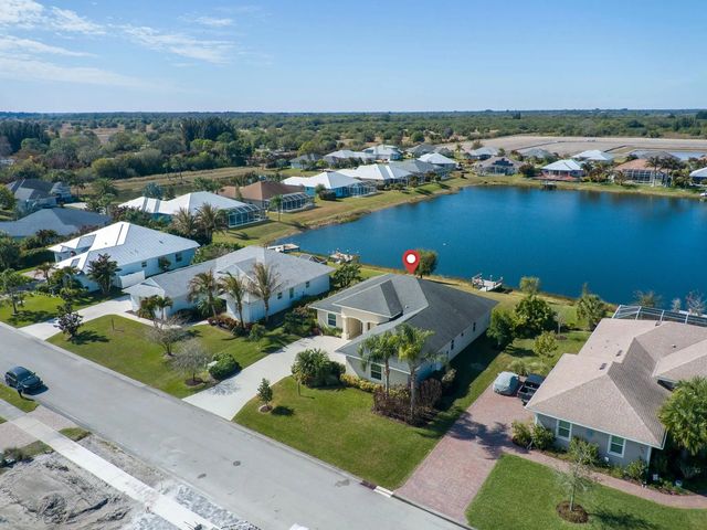 4 of 33 - 907 Yearling Trail, Sebastian, FL
