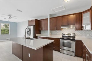 Photo of Listing #F10551000