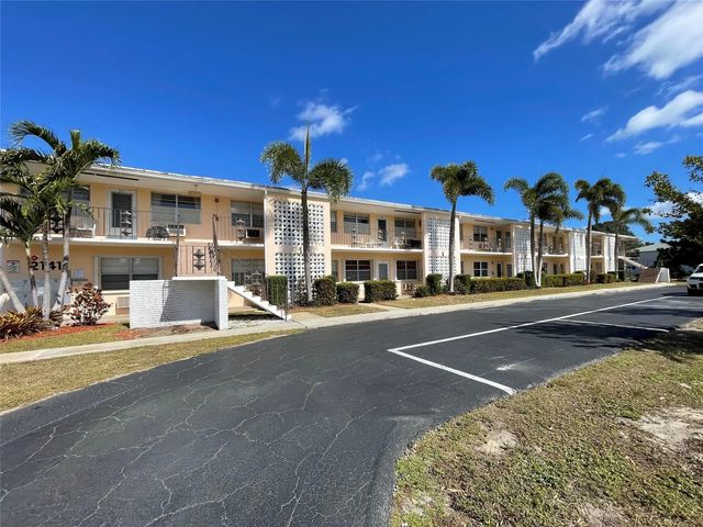 4 of 43 - 2141 Ne 56th Street #209, Fort Lauderdale, FL