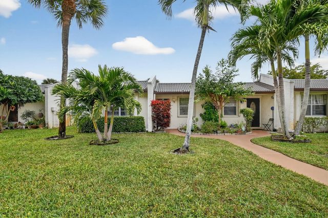 113 Lake Olive Drive #113, West Palm Beach