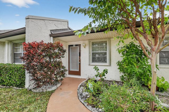 3 of 23 - 113 Lake Olive Drive #113, West Palm Beach, FL