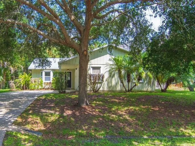 2 of 28 - 722 Wentworth Street, Sebastian, FL
