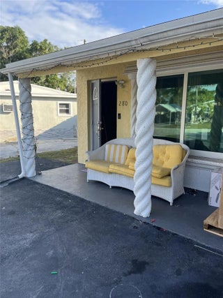 Photo of Listing #F10550971