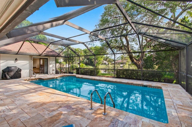 Photo of Listing #R11161946