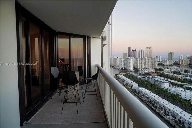 2 of 40 - 2000 Island Boulevard #2404, Aventura, FL